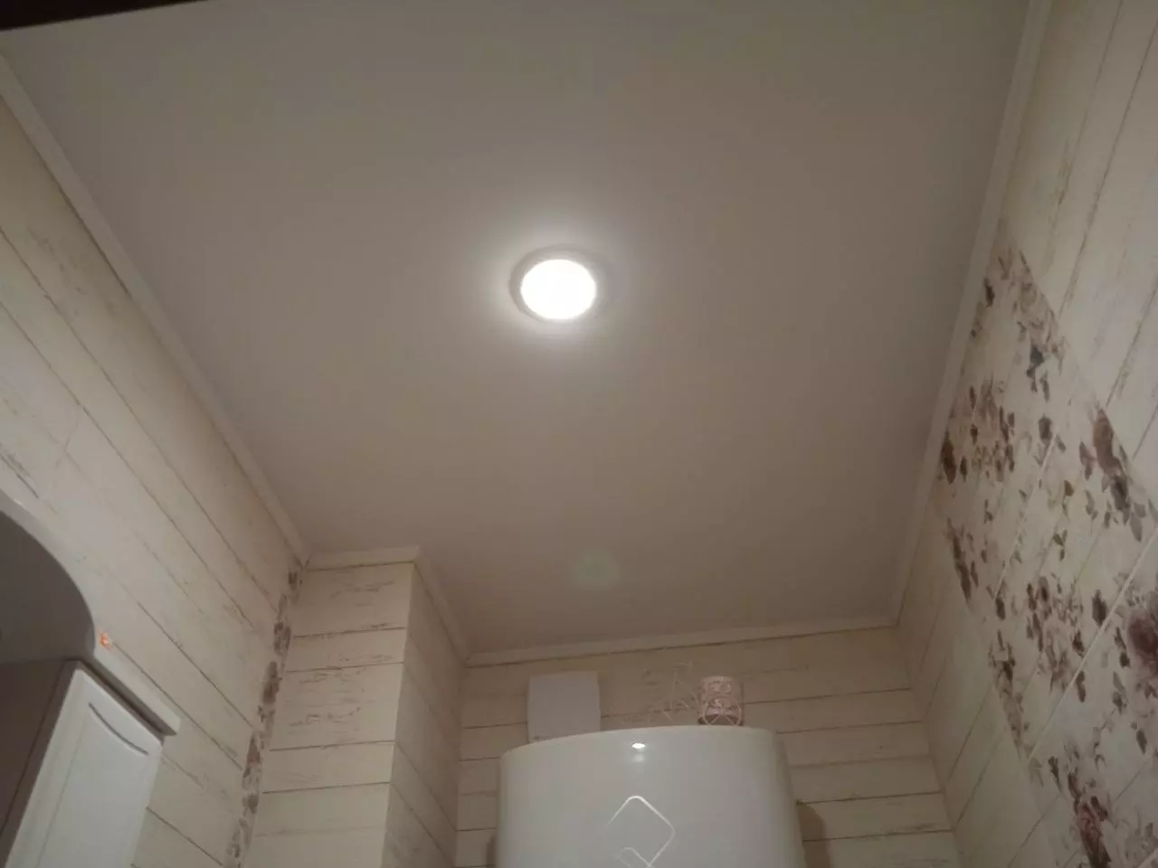 Тобольск, 10-й микрорайон, 84, фото 1